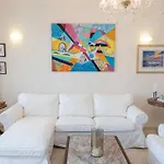 Apartment Paradise House Apart2, 5min Walking Distance To Center