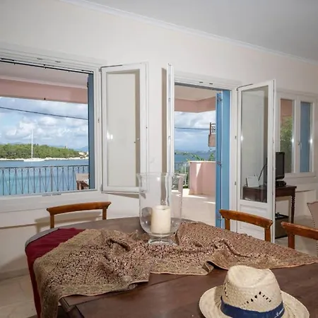 Paradise House Apart2, 5min Walking Distance To Center Apartament Fiskardo